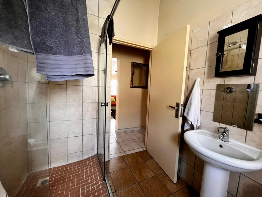 3 Bedroom Property for Sale in Waterval East North West